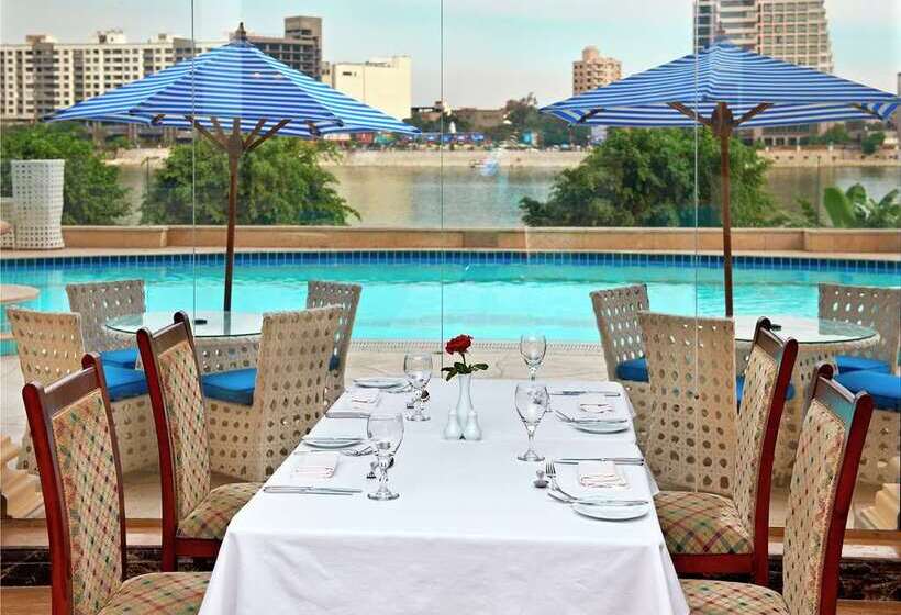 هتل Hilton Cairo Zamalek Residences