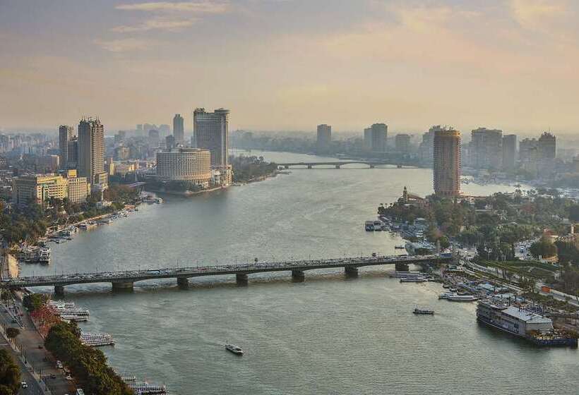 هتل Hilton Cairo Zamalek Residences