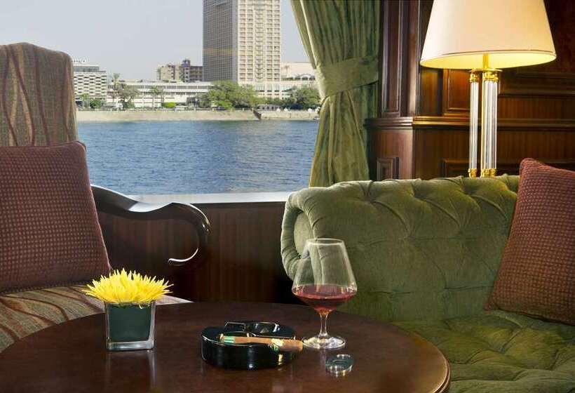 هتل Hilton Cairo Zamalek Residences