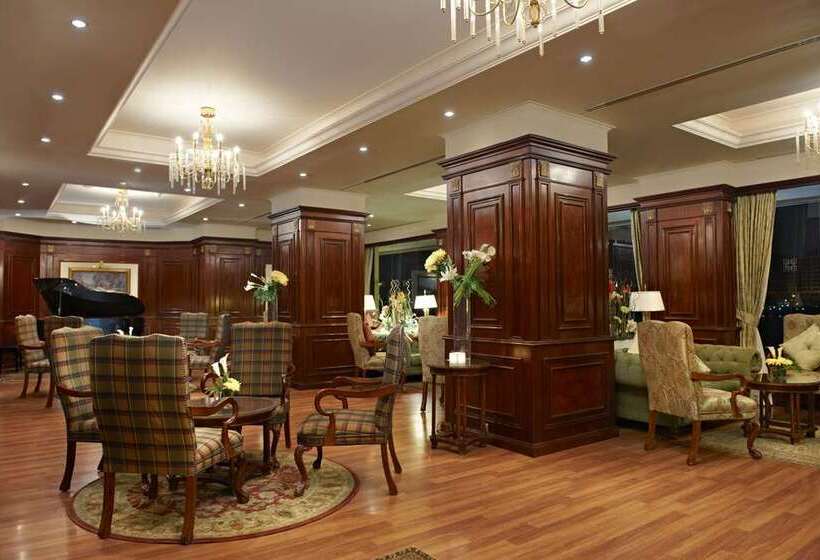 هتل Hilton Cairo Zamalek Residences