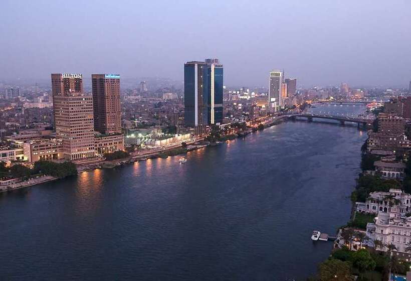 هتل Hilton Cairo Zamalek Residences