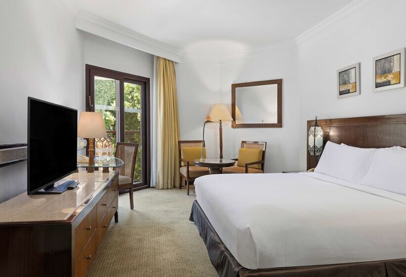 Отель Hilton Luxor Resort & Spa