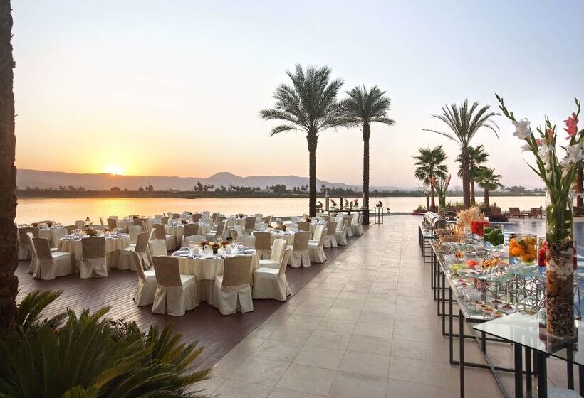 Отель Hilton Luxor Resort & Spa