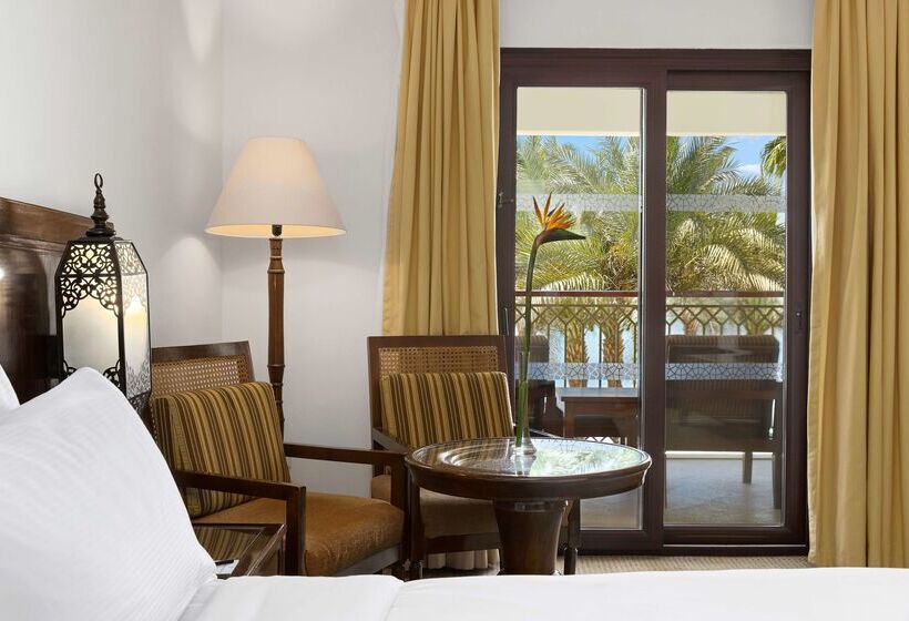 Отель Hilton Luxor Resort & Spa