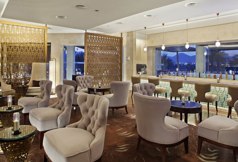 Отель Hilton Luxor Resort & Spa