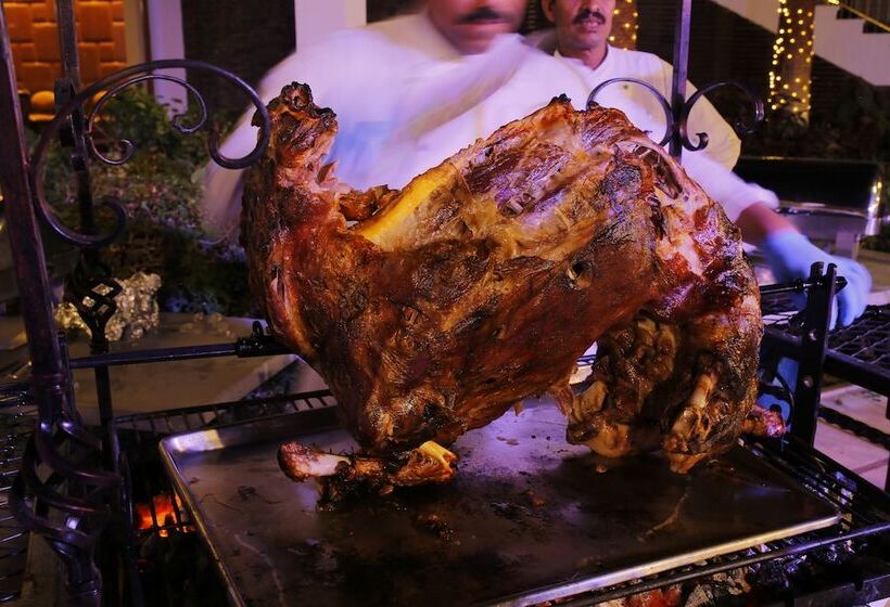 Отель Hilton Luxor Resort & Spa