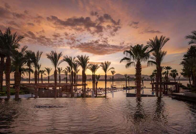 Отель Hilton Luxor Resort & Spa