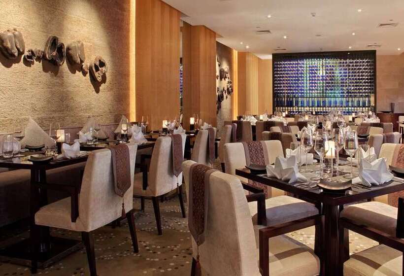 Отель Hilton Luxor Resort & Spa