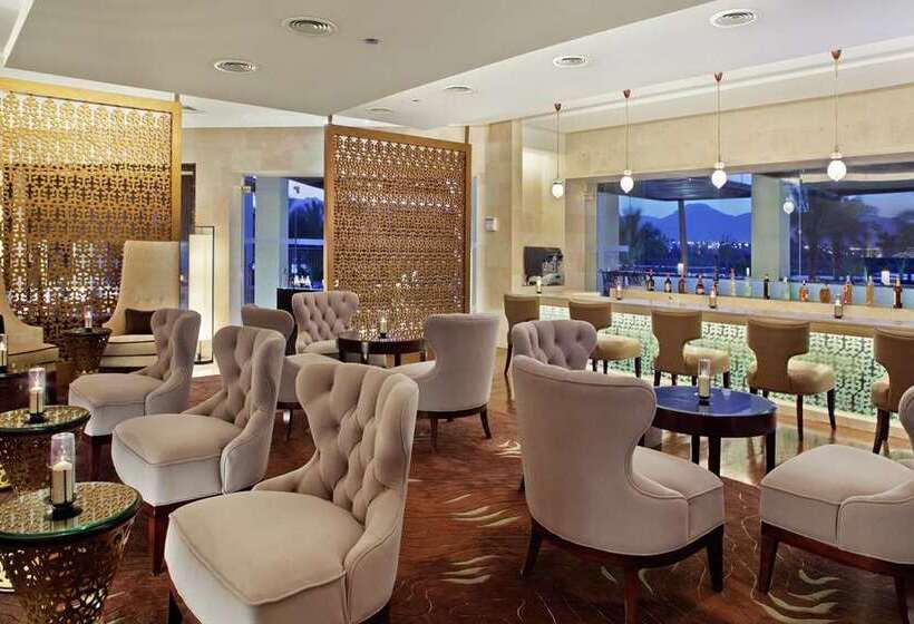 Отель Hilton Luxor Resort & Spa