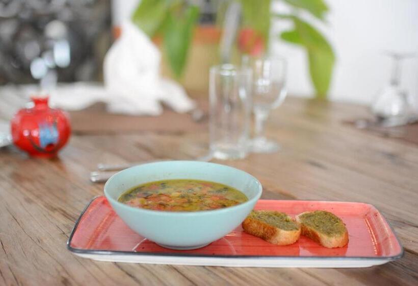 هتل Holiday Inn Istanbul City, An Ihg