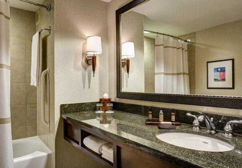 هتل Houston Marriott Westchase