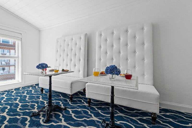 Отель Icona Cape May