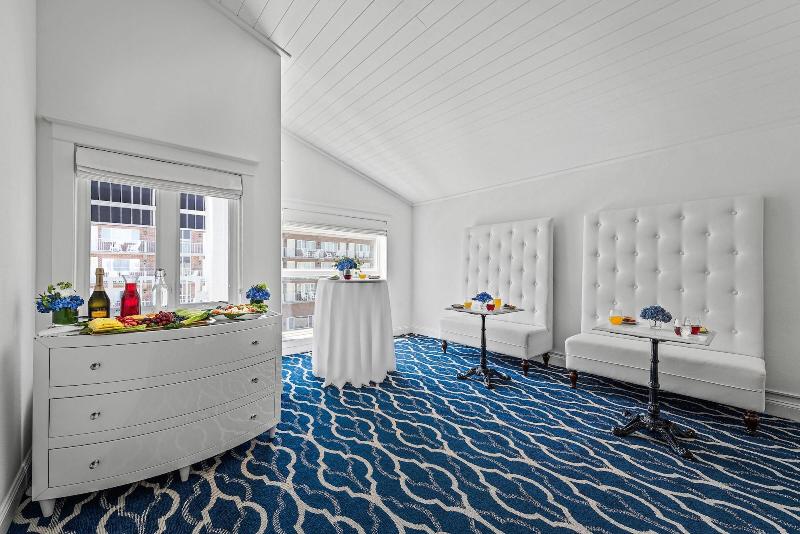 Отель Icona Cape May