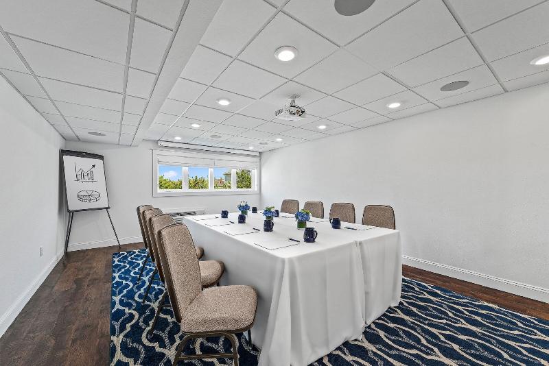 Отель Icona Cape May