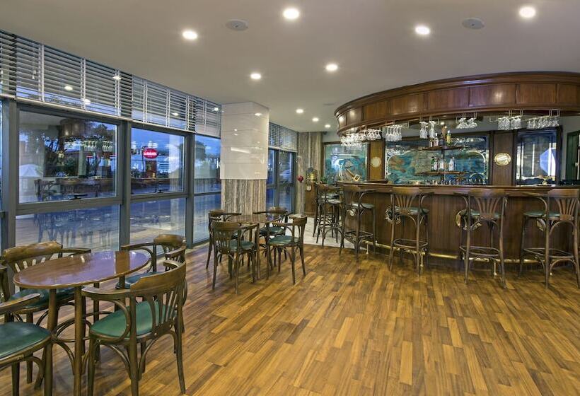 בית מלון כפרי Kaptan