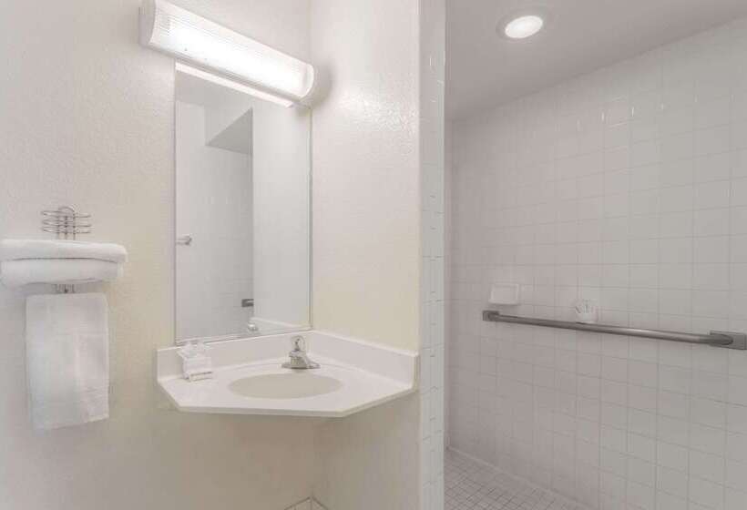 هتل Knights Inn Mesa