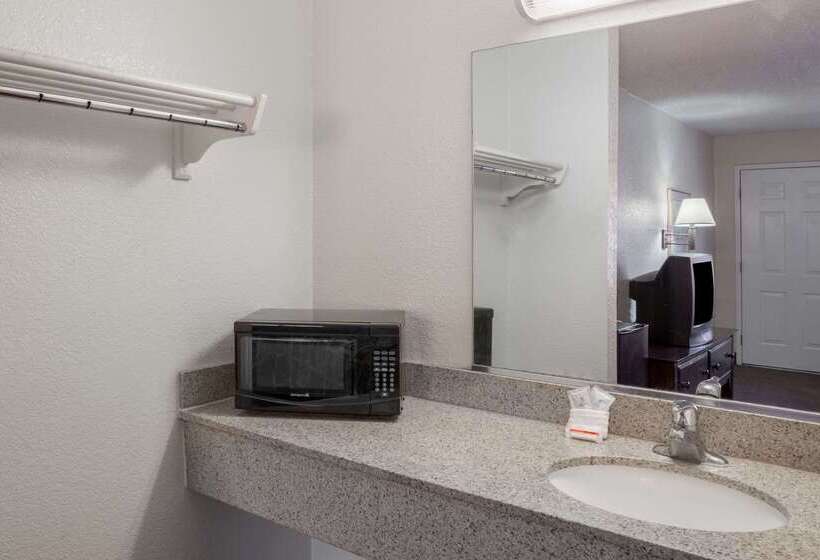 هتل Knights Inn Mesa