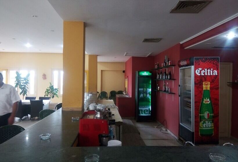 Отель Les Mimosas Tabarka