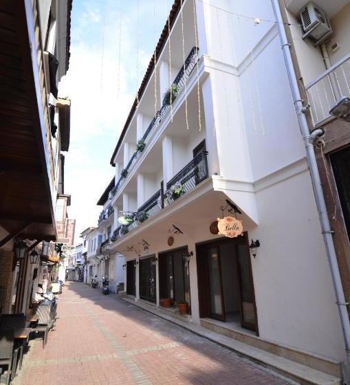 Отель Maison Bahar Suites &