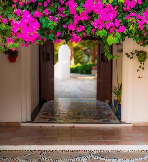 בית מלון כפרי Magna Manastir