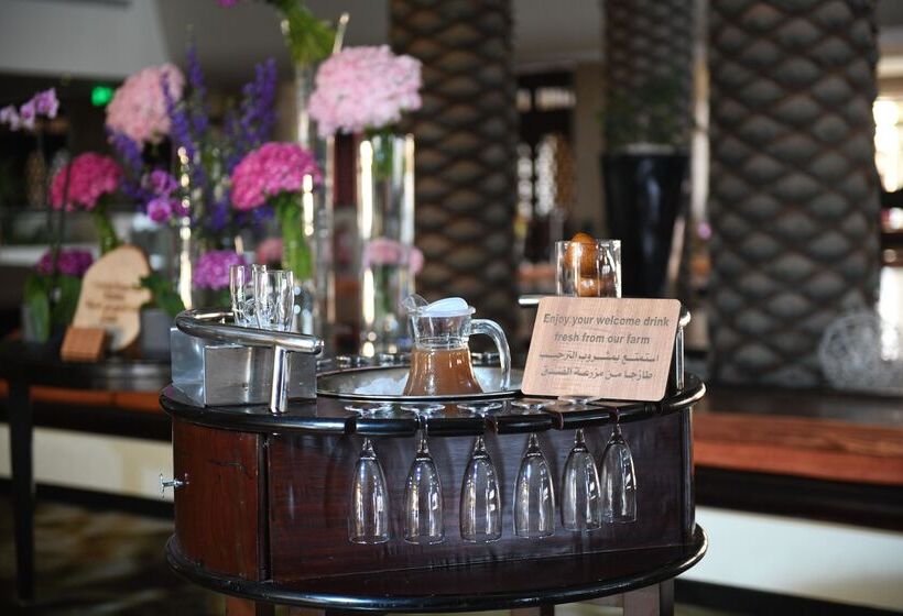 Отель Movenpick Resort Aswan