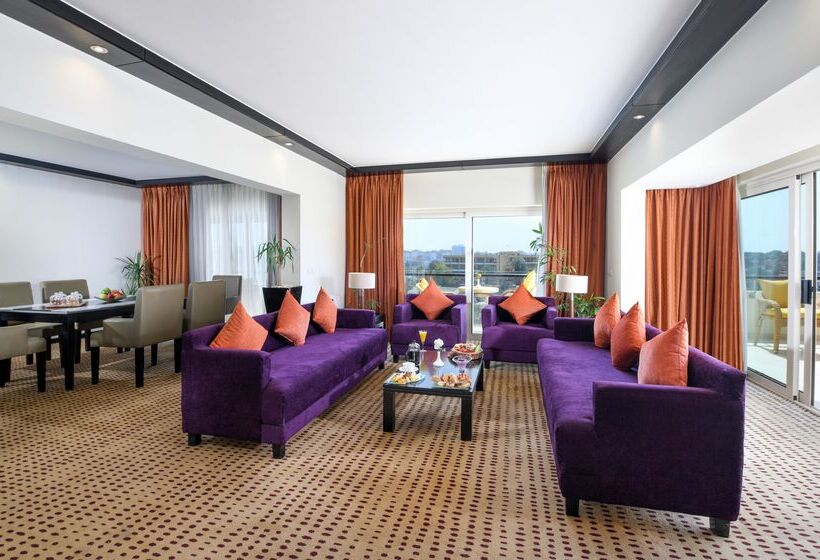 Отель Movenpick Resort Aswan