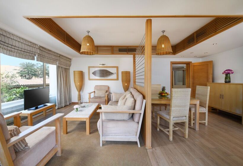 Отель Movenpick Resort Aswan