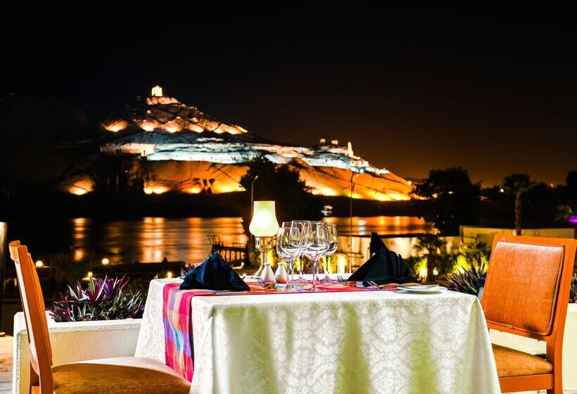 Отель Movenpick Resort Aswan