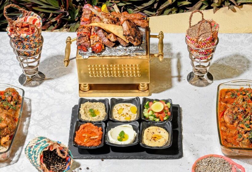 Отель Movenpick Resort Aswan