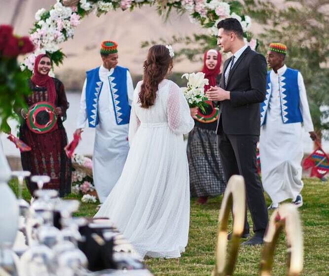 Отель Movenpick Resort Aswan