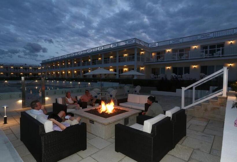 Ocean House Hotel At Bass Rocks