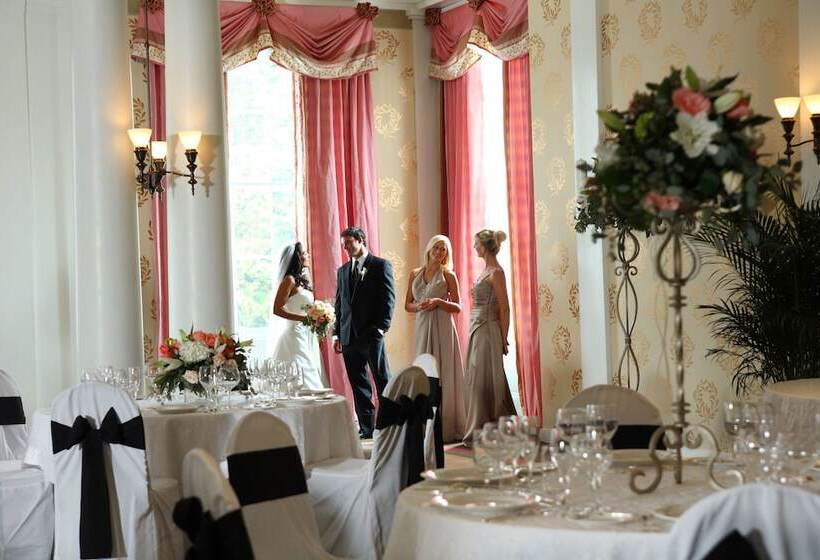 فندق Omni Bedford Springs Resort & Spa