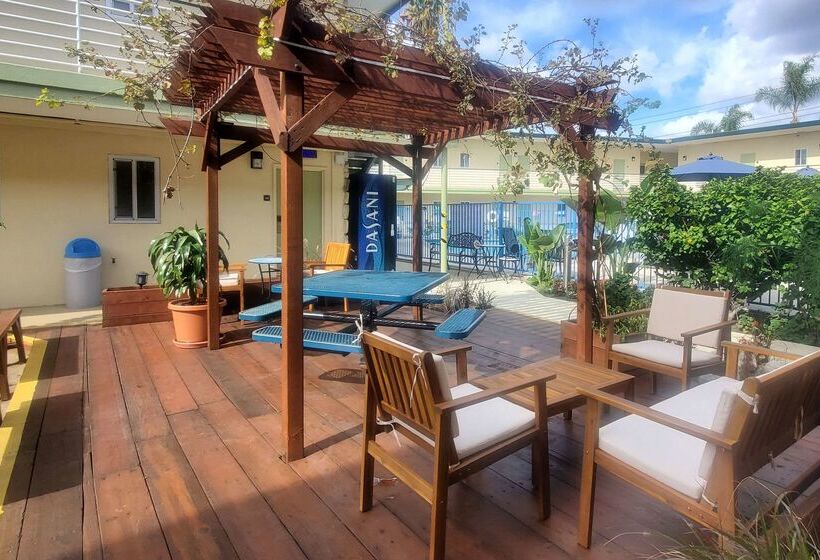 فندق Quality Inn & Suites Anaheim At The Park