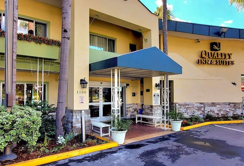 فندق Quality Inn & Suites Anaheim At The Park