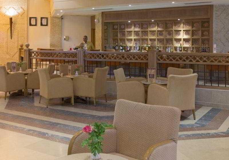 בית מלון כפרי Ras El Ain