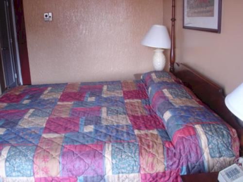 호텔 Red Carpet Inn & Suites Albany