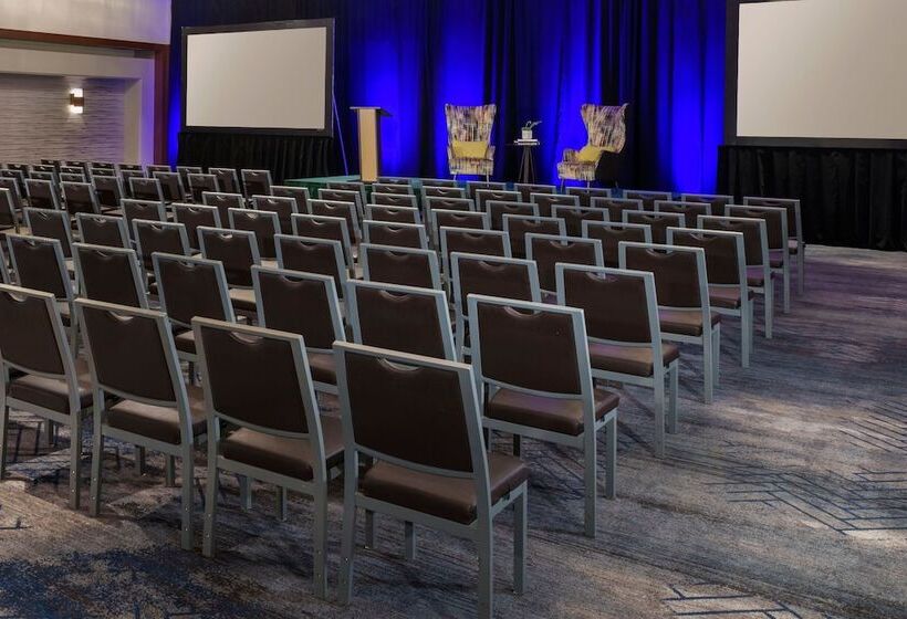 فندق Renaissance Los Angeles Airport