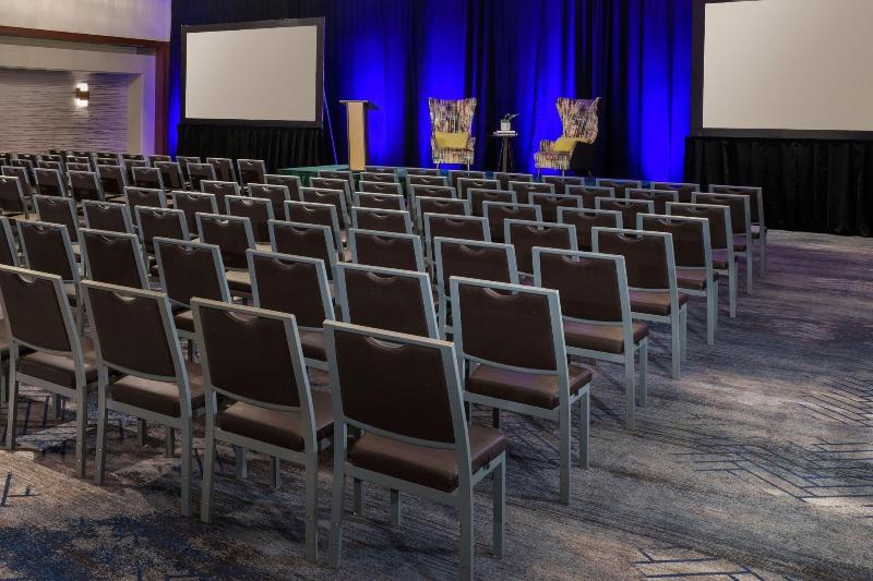 فندق Renaissance Los Angeles Airport