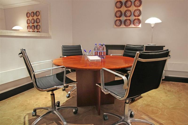 هتل Sheraton Kampala