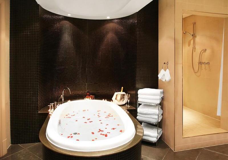 هتل Sheraton Kampala