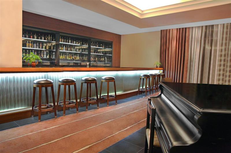 هتل Sheraton Kampala