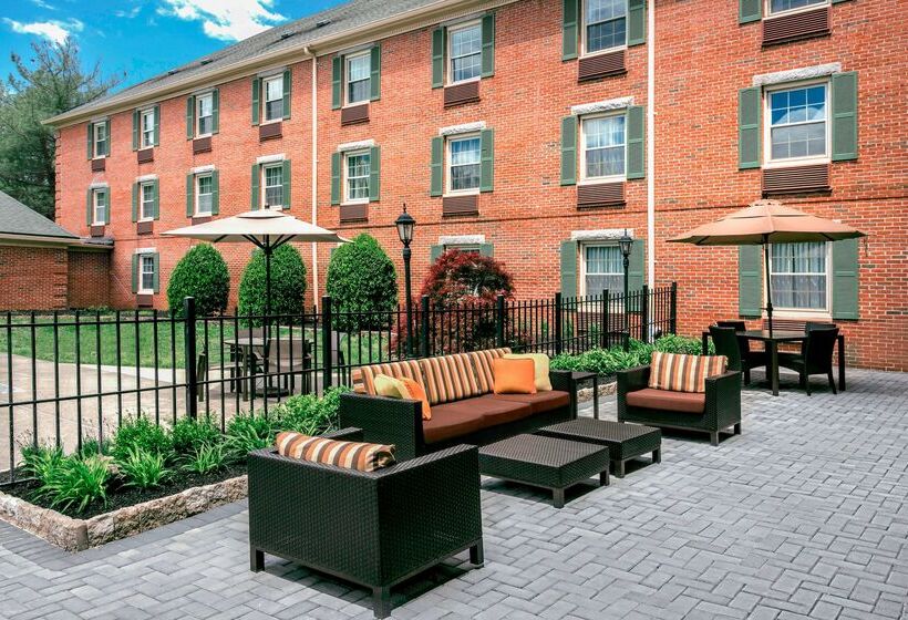 בית מלון כפרי Sonesta Select Tinton Falls Eatontown