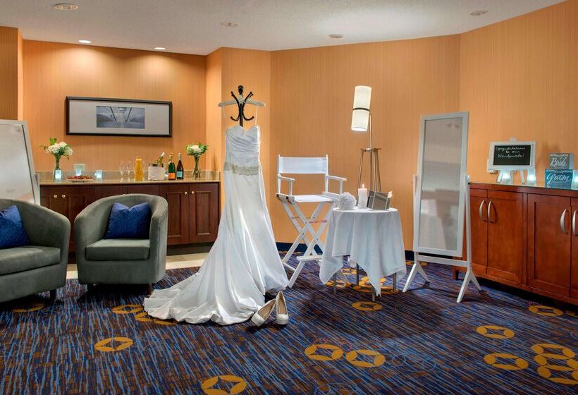 בית מלון כפרי Sonesta Select Tinton Falls Eatontown