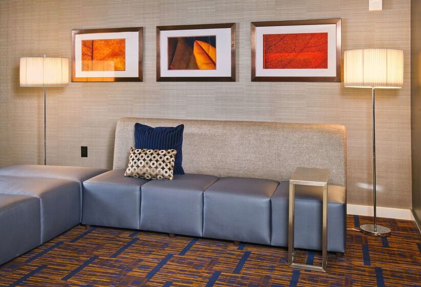 בית מלון כפרי Sonesta Select Tinton Falls Eatontown