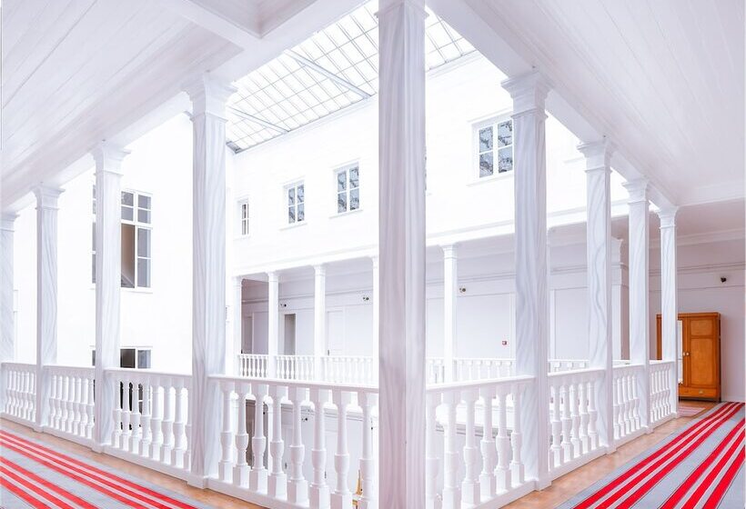 בית מלון כפרי Splendid Palace