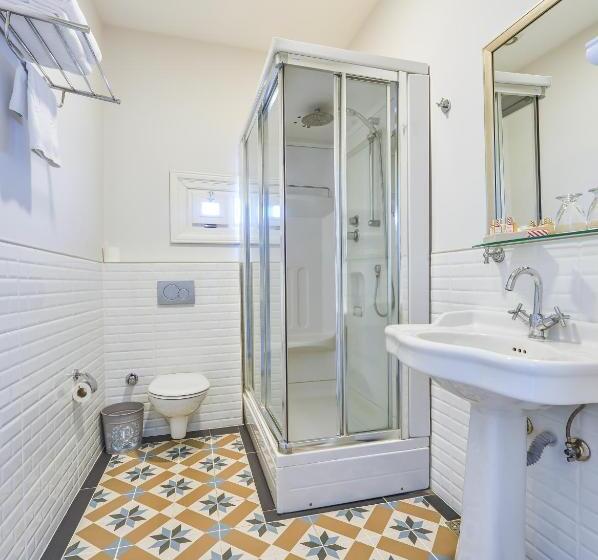 בית מלון כפרי Splendid Palace