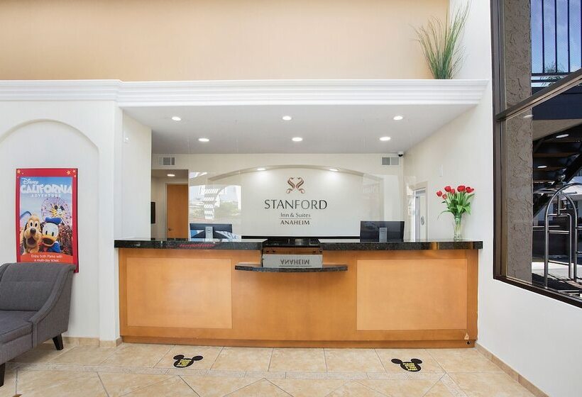 호텔 Stanford Inn & Suites Anaheim