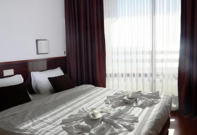 Отель Sunday Beach