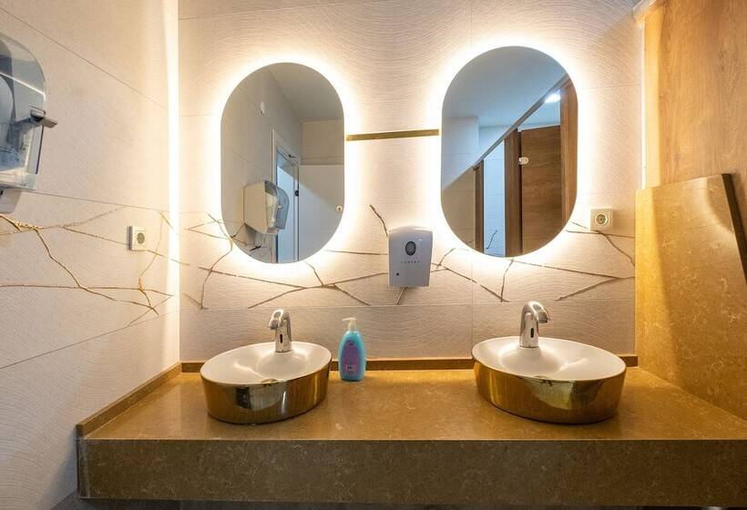 Отель Sunday Beach