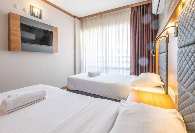 Отель Sunday Beach